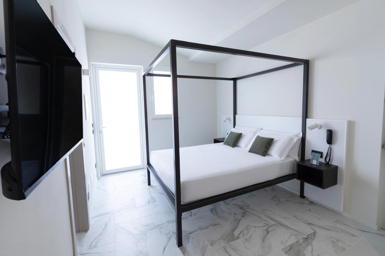 Pietra Bianca Hotel Numana Bagian luar foto